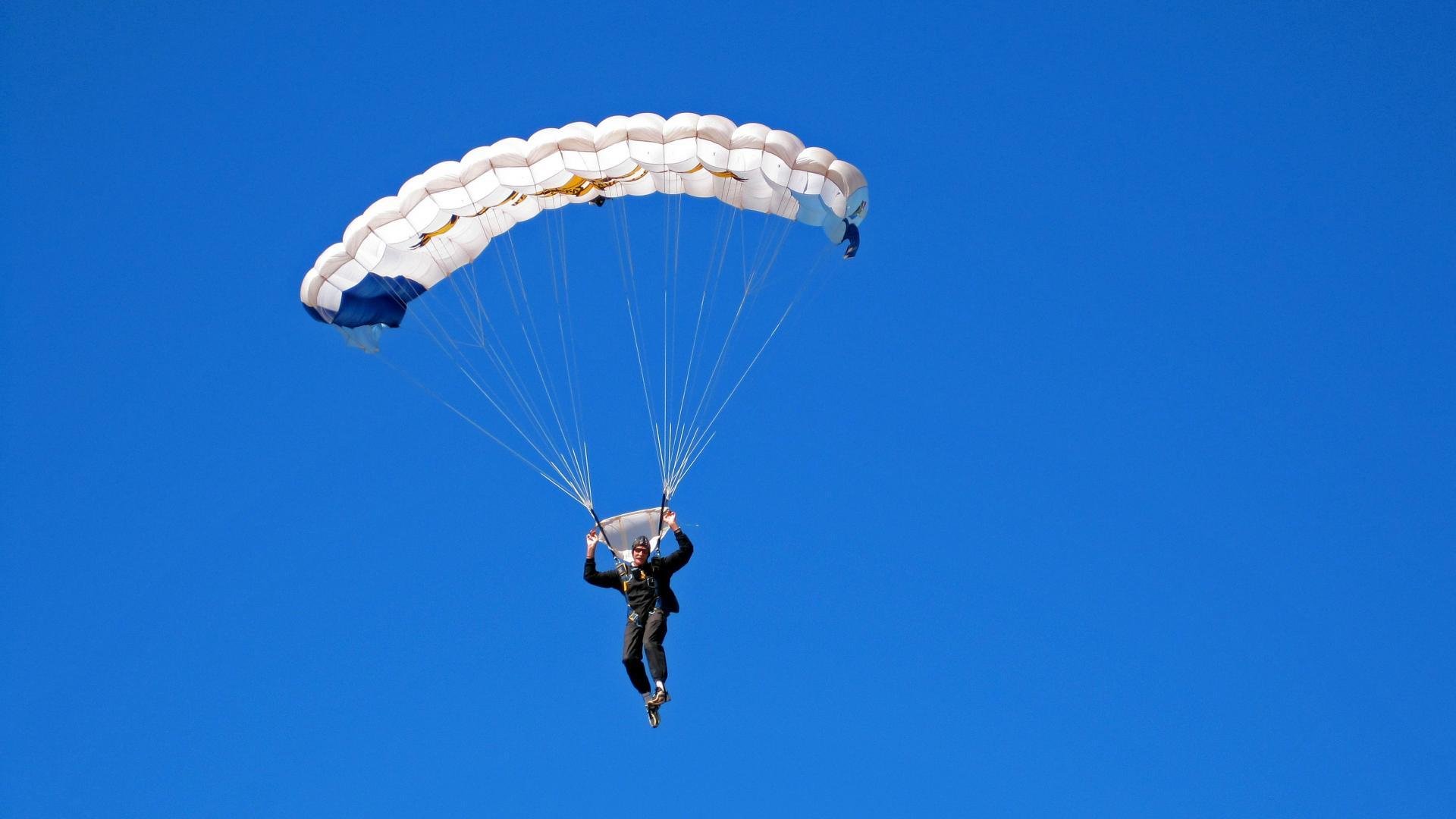 网球：大满贯赛事精彩纷呈，冠军悬念逐渐揭晓！，网球大满贯冠军是什么意思